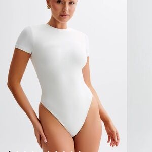 Meshki Francesca Crew Neck Short Sleeve White Bodysuit